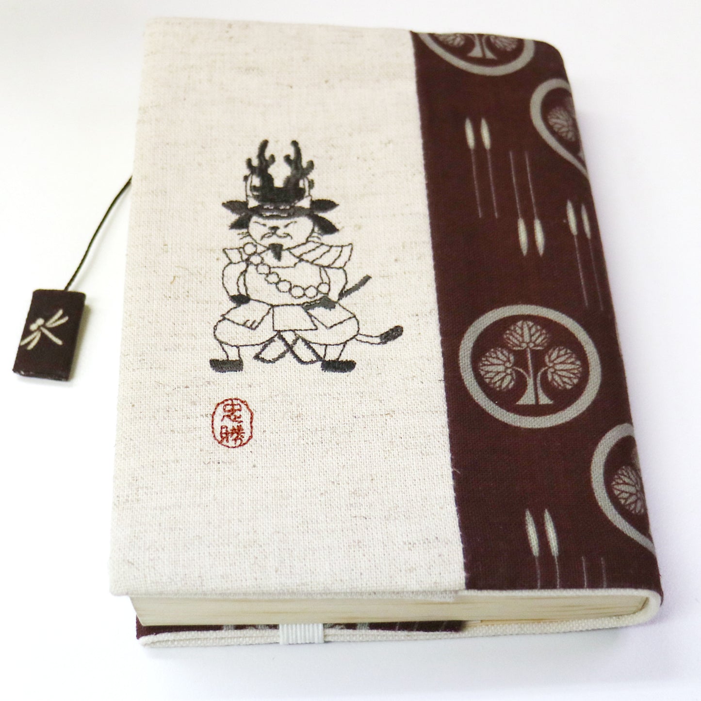 文月 ブックカバー 文庫本カバー 猫武将シリーズ「本多忠勝」 刺繍 日本製