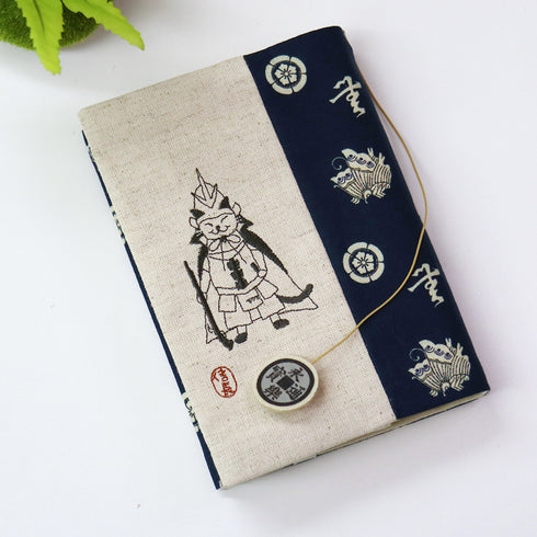 文月 ブックカバー 文庫本カバー 猫武将シリーズ「織田信長」 刺繍 日本製