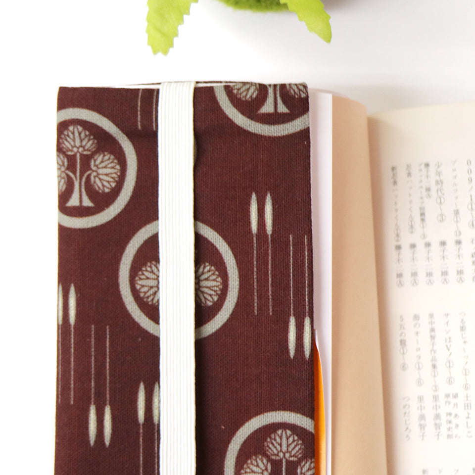 文月 ブックカバー 文庫本カバー 猫武将シリーズ「本多忠勝」 刺繍 日本製