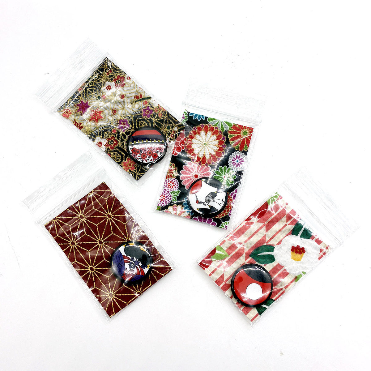 花札缶バッジ「四光セット」：【松に鶴】【桜に幕】【月に芒】【鳳凰に桐】