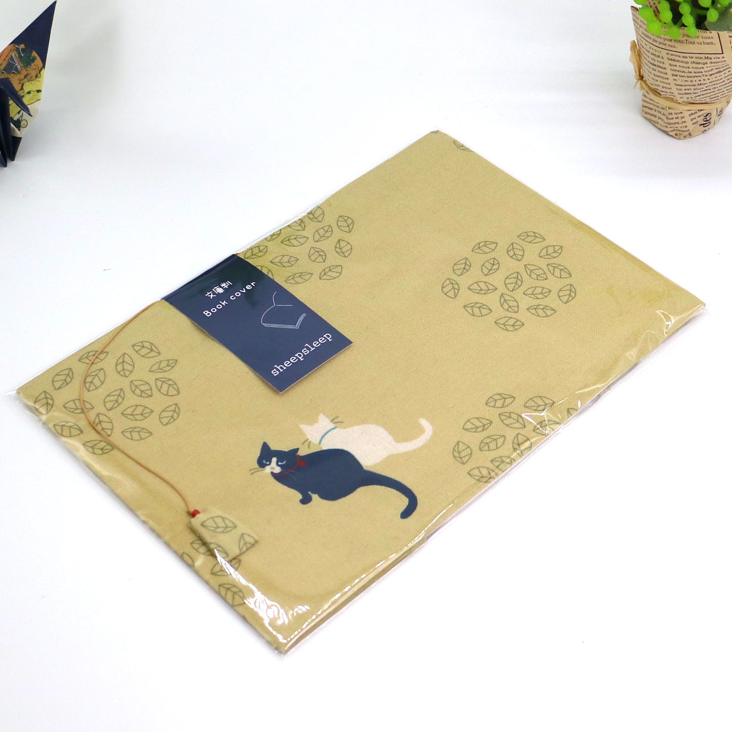 sheepsleep ブックカバー  文庫判「お気に入りの場所」 Y 日本製