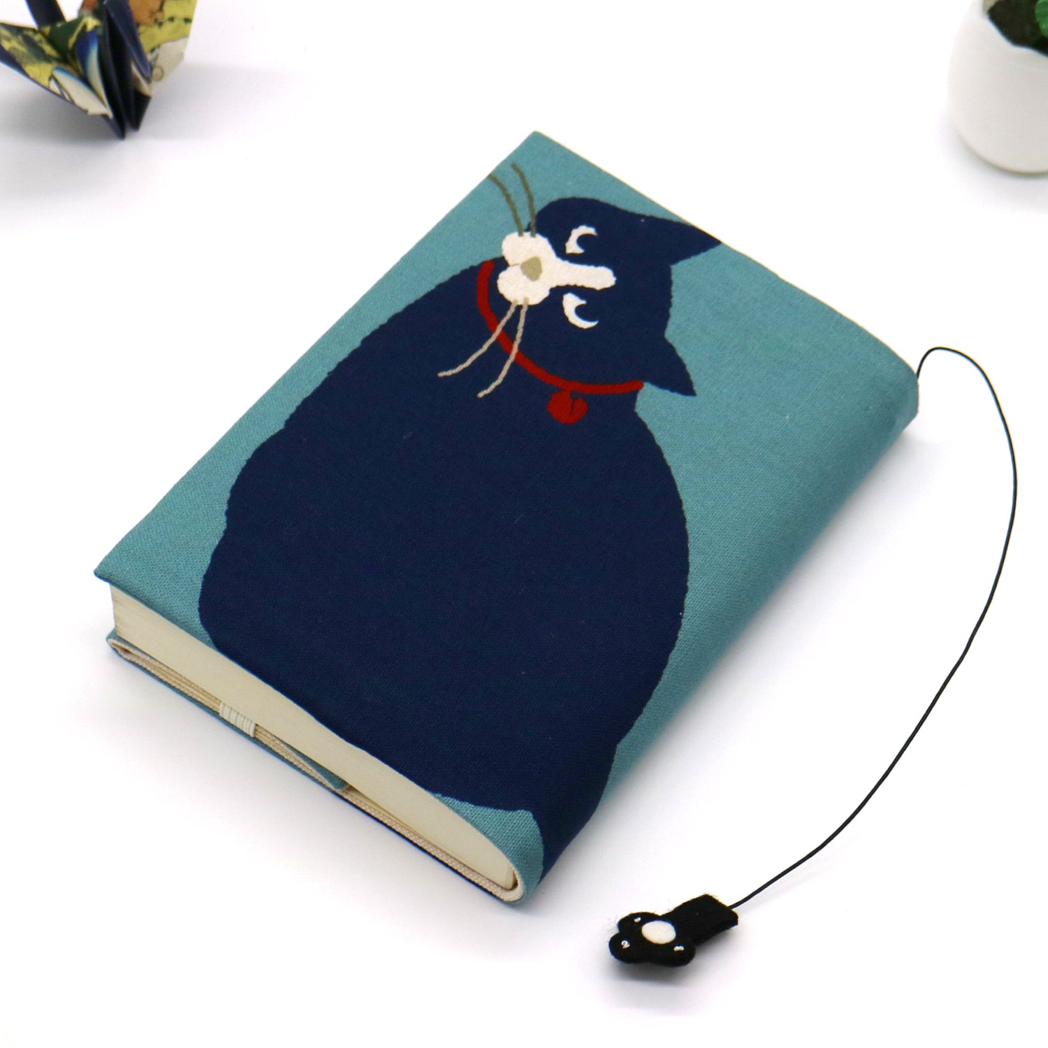 sheepsleep ブックカバー 刺繍 日本製 「みかえり猫」 B｜「文月」和風