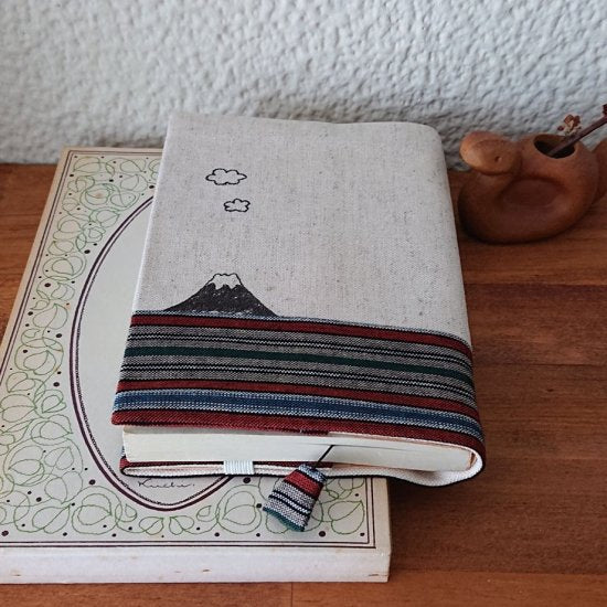 sheepsleep ブックカバー 文庫本カバー 「ふじ山」 刺繍 日本製｜「文